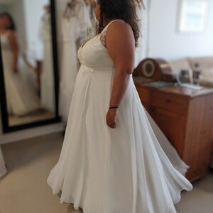 Boho Bride: Plus Size Wedding Dress, Flowy White Gown image 3