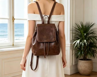 Mini mochila de cuero marrón oscuro estilo vintage /Bolso de viaje con cordón /Bolso de hombro versátil /Para el trabajo /Bolso de estilo retro para mujer /Regalo para ella
