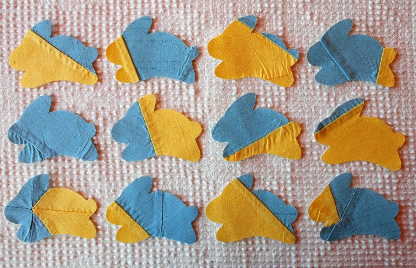 AA74 IronOn SewOn Appliques from Modern Cutter Quilt Blocks Set 25 Mini Hearts AA74 IronOn SewOn Appliques from Modern Cutter Quilt Blocks Set 25 Mini Hearts