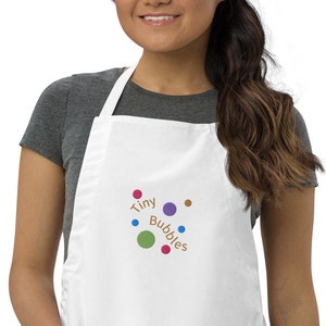 Broderat förkläde med Tiny Bubbles Dots, svart eller vitt tyg, köksförkläde i polyester/bomull med fickor