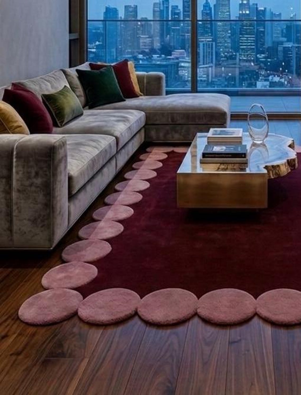 Maroon Border Rug Maroon Scalloped Hand Tufted Rug | Wavy Border Wool Area Rug in ...