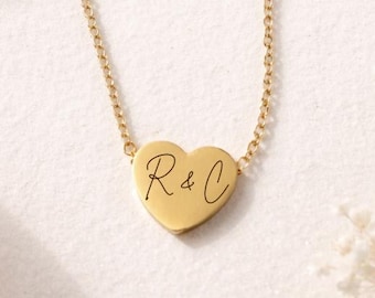 Personalized Initial Heart Necklace - Custom Letter Necklace – Gold Heart Pendant – Couples, Moms, & Meaningful Gifts