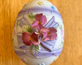 Lefton Easter egg candy dish trinket box vintage