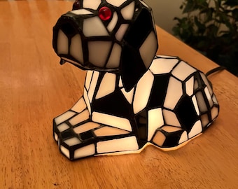 Tiffany style dog lamp