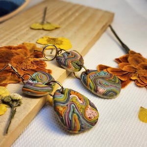 Boucles d'oreille en argile polymère