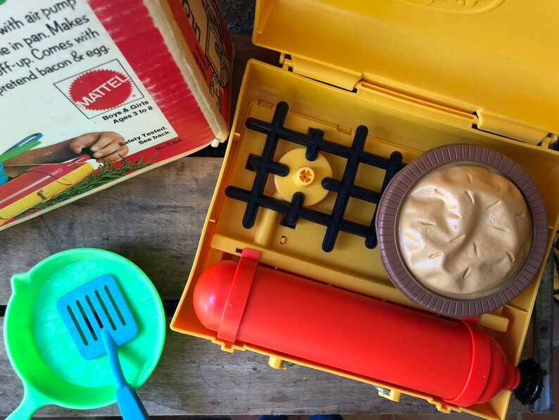 Vintage 1973 Li/'l Camper Cook Stove by MATTEL Preschool vintage toys camp stove Camper cook stove