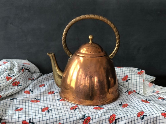 tea kettle made in italy