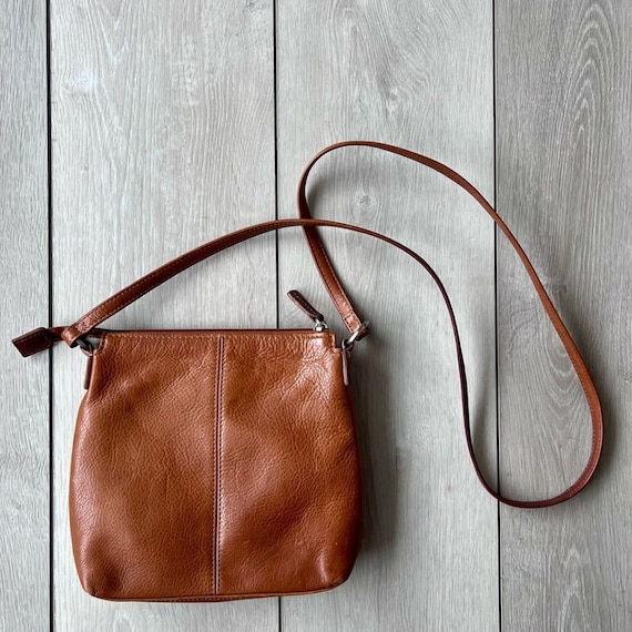Fossil Vintage Classic Brown Leather Bag Shoulder… - image 4