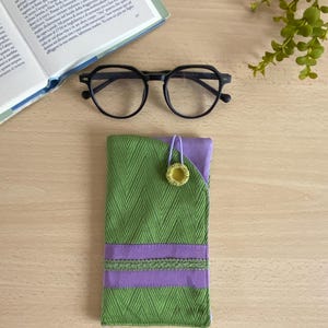 Handmade Eyeglasses Case, Green Upholstery Fabric Glasses Sleeve, Lilac Cotton Lined, Vintage Button Soft Pouch