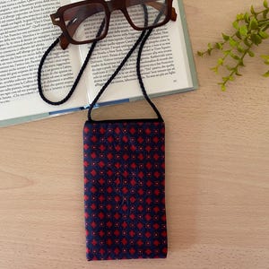Men’s Glasses Holder Necklace Vintage Silk Tie, Blue Red Geometric Pattern Eyeglass Pouch, Handmade in Italy Gift for Him