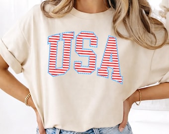 Camiseta Comfort Colors USA / Camiseta gráfica Vintage Stripes USA / Camiseta del 4 de julio para mujer / Camiseta para la celebración del Día de la Independencia