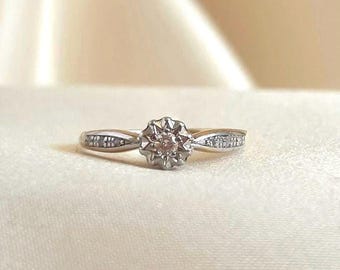 Anel solitário de diamante vintage em ouro 9 quilates