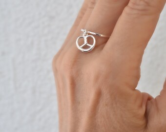 Silver Pretzel Dangle Ring - Unique Food-Inspired Jewelry Gift for Snack Enthusiasts