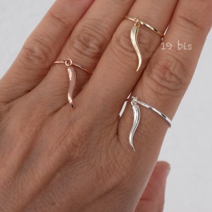 horn dangle ring - dangle charm ring - Italian horn jewelry - protection ring