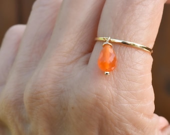 Droplet carnelian Dangle Ring: faceted pear gemstone
