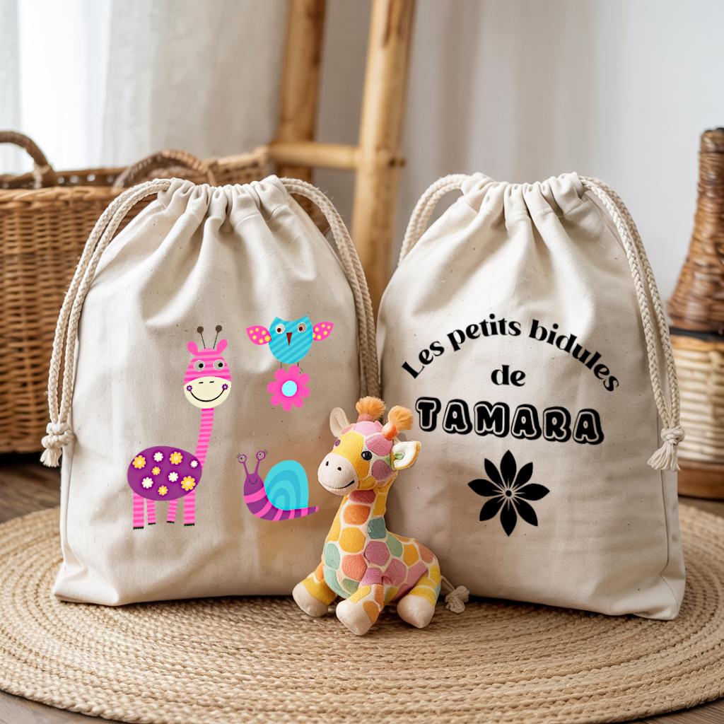 Personalized baby drawstring bag with name and giraffe animal design, jungle storage bag, original baby gift, cotton nursery bag, cuddly toy bag