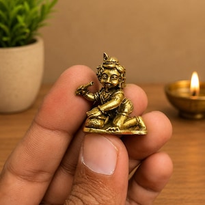Mini Laddu Gopal-figur i mässing med smörkruka, handgjord baby Krishna Murti