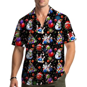 Camisa hawaiana navideña de bolos para hombres, mujeres y jóvenes, blusa festiva con estampado de muñeco de nieve, bola y bolo, ideal para fiestas navideñas. Regalo perfecto para amantes de los bolos.