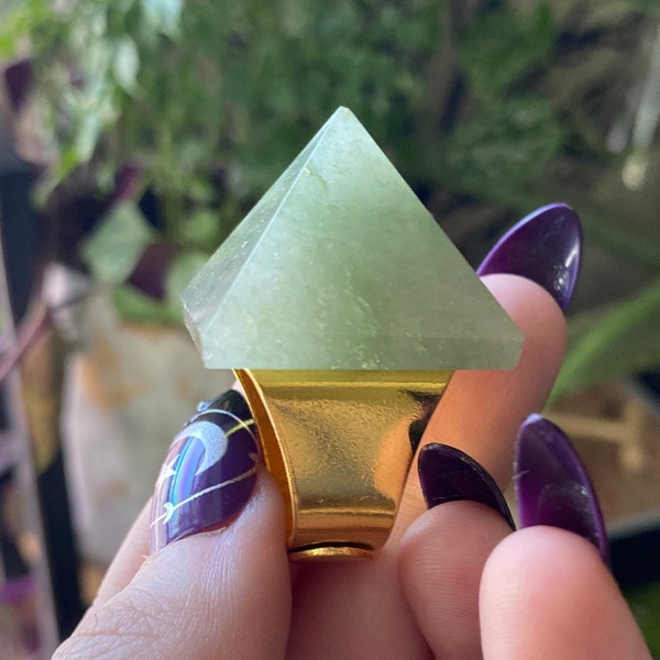 Green Aventurine & Gold Pyramid Ring -- Statement Ring -- Stone Pyramid -- Boho -- Healing Stone