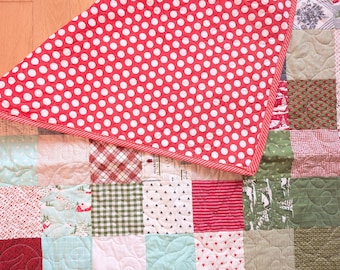 Couverture patchwork de Noël faite main, à carreaux rouges, verts et turquoise, à motifs floraux, plaid douillet pour les fêtes