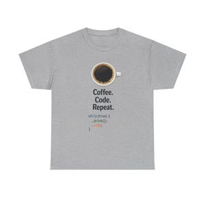 コーヒーコードリピートTシャツ | プログラマーコーディングループシャツ 画像 5