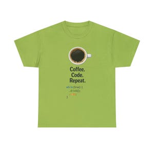 コーヒーコードリピートTシャツ | プログラマーコーディングループシャツ 画像 8