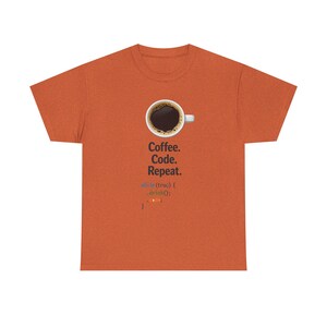 コーヒーコードリピートTシャツ | プログラマーコーディングループシャツ 画像 3