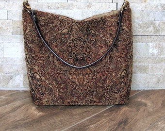 Viola tapestry shoulder bag