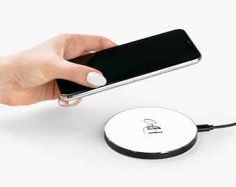 Monogram AH Script Wireless Charger | Personalized Initials Phone Charger