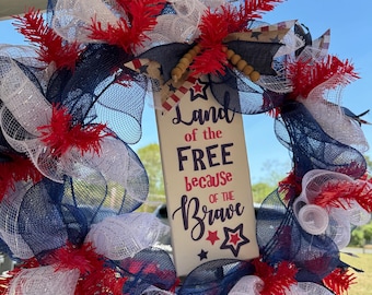 Corona patriótica estadounidense de 22 pulgadas decorada