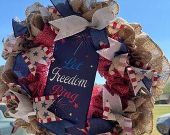 Corona patriótica del 4 de julio de 18 pulgadas