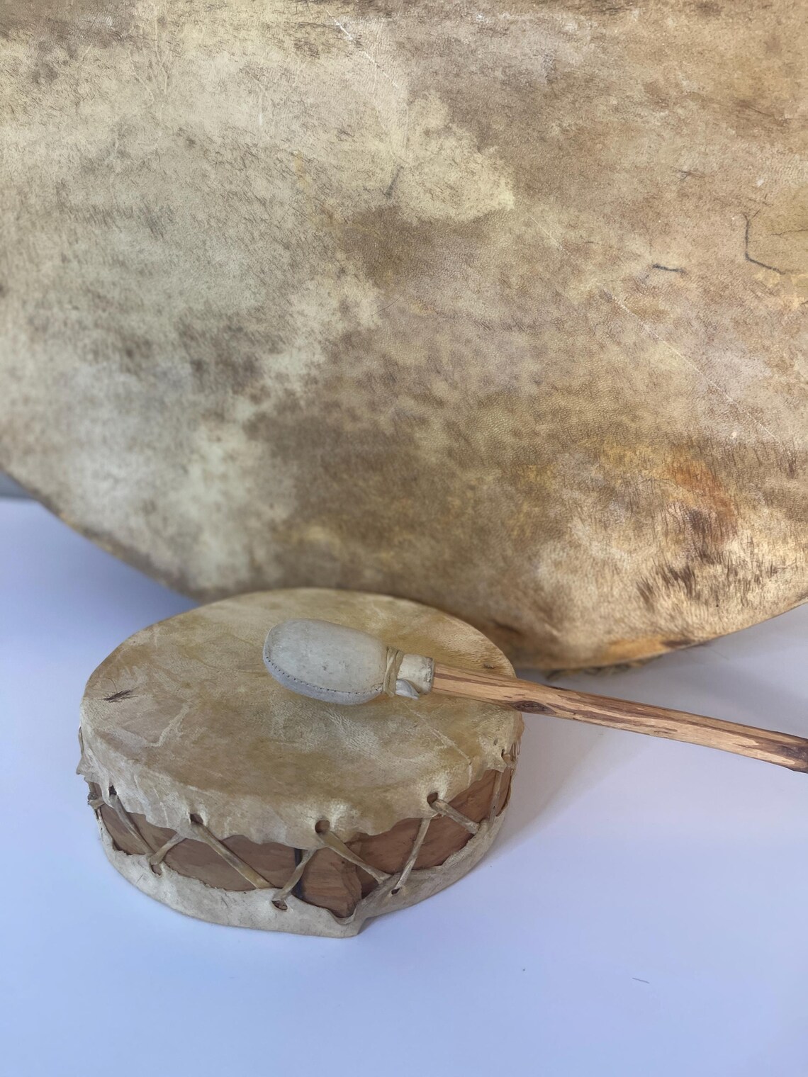 SHAMANIC FRAME DRUM set - Large and Small Drums with Beater 1998, foto 2 di 5