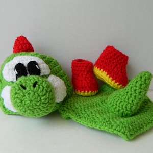 Yoshi Inspired Baby Photo Prop Set Hat, Diaper Cover, Booties * Newborn - 12 mos.
