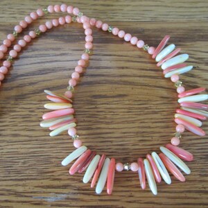 Peach and White Fan Necklace image 4