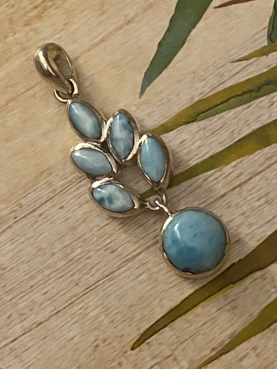Larimar Flower Circle Pendant. The Caribbean Gemstone. 925 Sterling Silver. Free Silver plated Chain! Free shipping !
