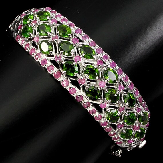 Precious Oval 5x4mm Top Green Chrome Diopside & Ruby 925 Sterling Silver Bangle