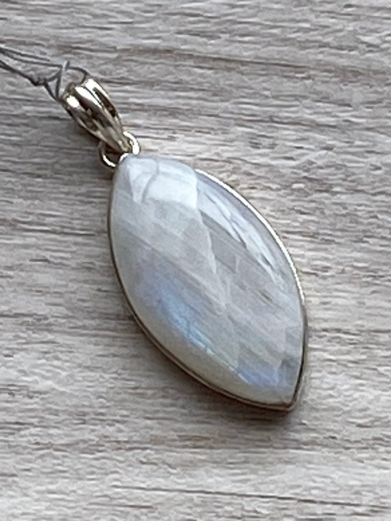 Moonstone Gemstone 925 Sterling Silver Handcrafted