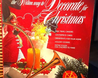 The Wilton Way to Decorate for Christmas vintage Idea book