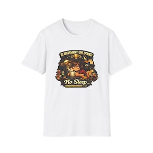 Logro desbloqueado: Camiseta sin dormir / Ilustración de Gamer Coder para trasnochar