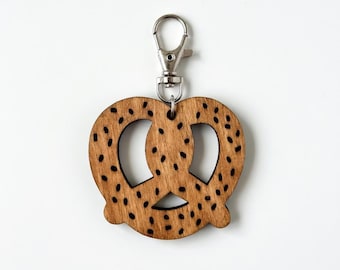 Pretzel Park Snacks Keychain – Mickey Ear Holder, Bag Charm