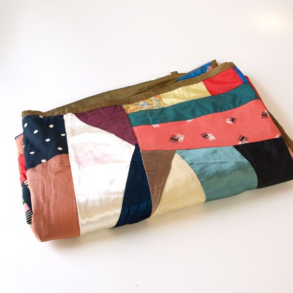 Vintage mid century modern patchwork colorful 50s bedspread Full sized quilt blanket bedding
