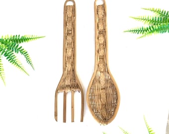 Vintage wicker FORK & SPOON boho rattan wall hanging pair set bohemian home decor retro 70s large boho kitchen woven wood natural neutral