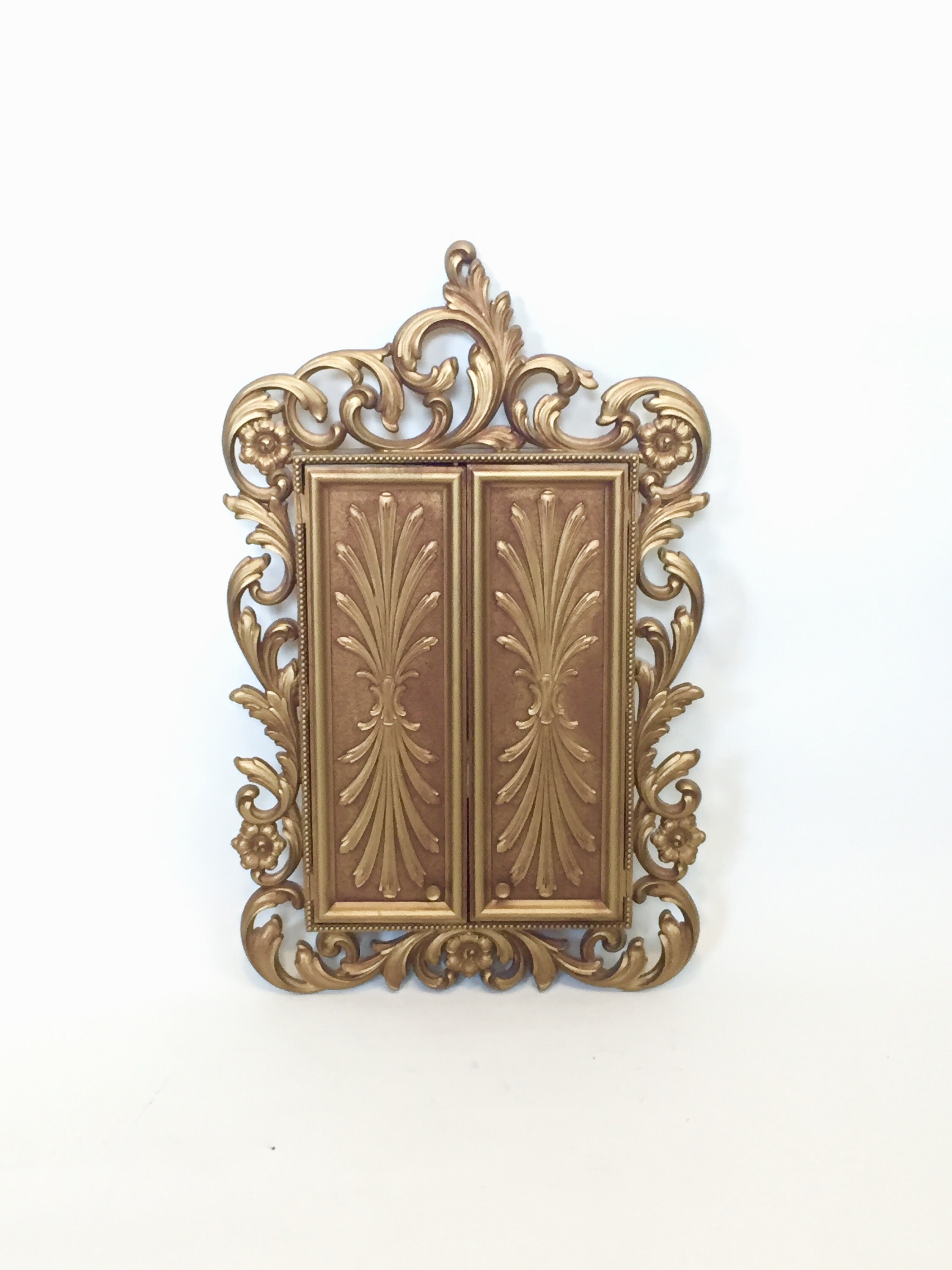 Sarah coventry jewelry box deals