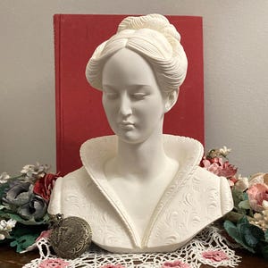 Vintage Italian Plaster Bust – Young Woman Figure, Old World Decor
