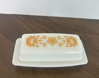 Vintage Pyrex Schmetterling Gold Butterdose