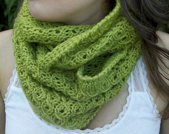 Knitting Pattern PDF - Fantasia Infinity Scarf