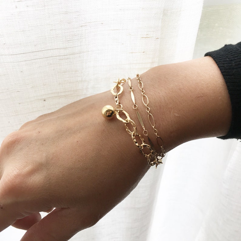 Mothers Day Gift For Her, Chain Bracelet, Gold Hammered Oval Link Bracelet, Oval Chain Bracelet, Minimalist Chain Bracelet, Everyday Jewelry image 3