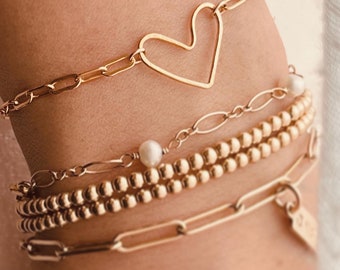Open Heart Bracelet, 14K Gold Filled Paperclip Bracelet, Dainty Heart Chain Bracelet, Everyday Jewelry, Gift for Her
