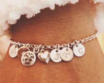 Pulsera de disco inicial, pulsera de plata de ley, pulsera de mini disco, pulsera personalizada, joyería personalizada, regalo para ella, regalo de la abuela