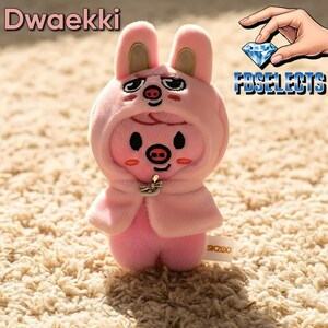 K-Pop Stray Kids SKZOO KARMA Detachable Hood Cape Plush Dwaekki